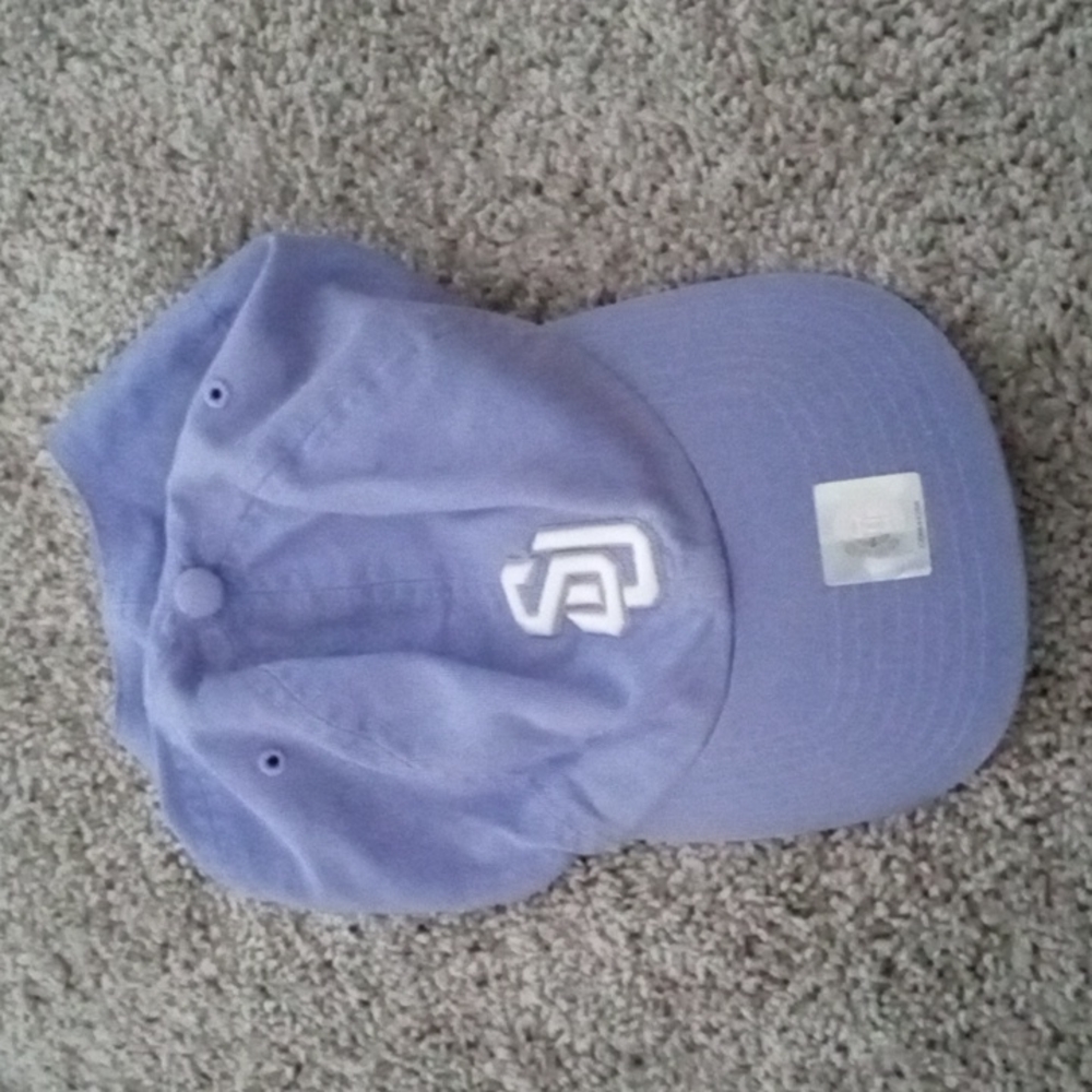 Syracuse University ball cap